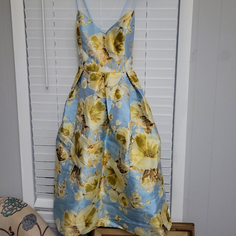 NWT Spaghetti strap cross back dress